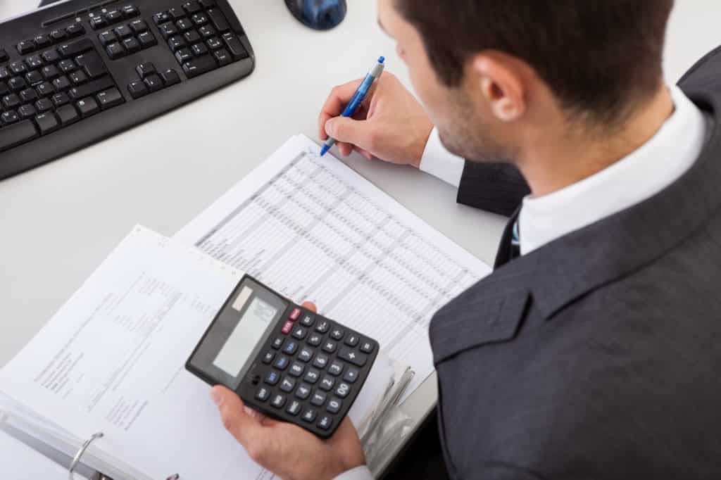 Should I Hire a Personal Accountant?